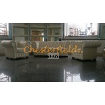 Chesterfield Classic 311 Perleťovo biela K2 sedacia súprava